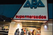 APA Supermercados celebra 40 años con degustaciones y un gran sorteo de un auto 0 km
