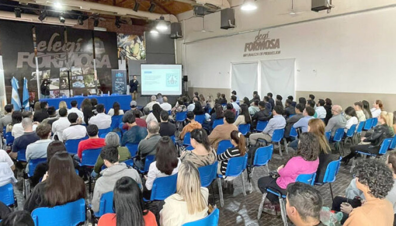 La ADE desarrollará un curso – taller de IA para Emprendedores y Pymes
