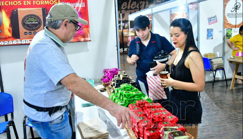 El Festival del Alfajor de Formosa colmó la costanera y potencia a las PyMES locales