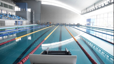 El Gobernador inaugurará la piscina olímpica cubierta y climatizada junto con la pista de atletismo