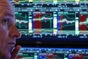 Jornada financiera: el dólar marcó un nuevo máximo en $1.475 y los bonos se hundieron hasta 6%