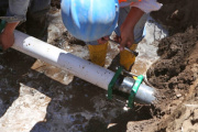 Aguas de Formosa informa sobre interrupción programada del servicio de agua potable en varios barrios para este viernes 26 de septiembre."