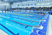 El gobernador Insfrán inauguró la piscina olímpica cubierta y climatizada junto con la pista de atletismo